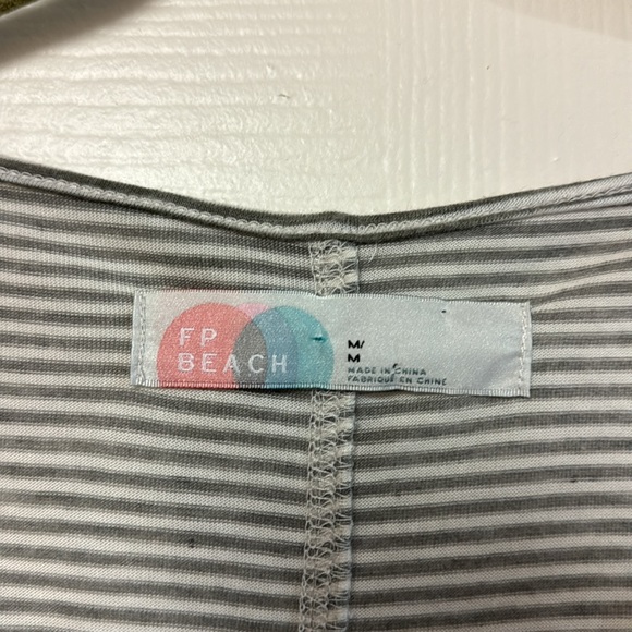 Free People beach grey and white striped light weight dress long sleeve soft M - Picture 4 of 6